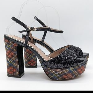 Shoe